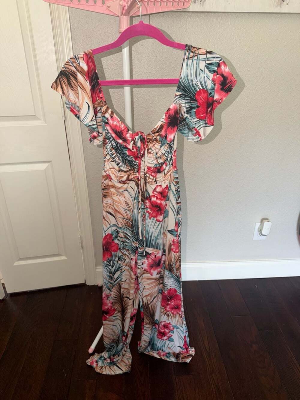 Shop17 Tropical Floral Print Flutter Sleeve Jumpsuit